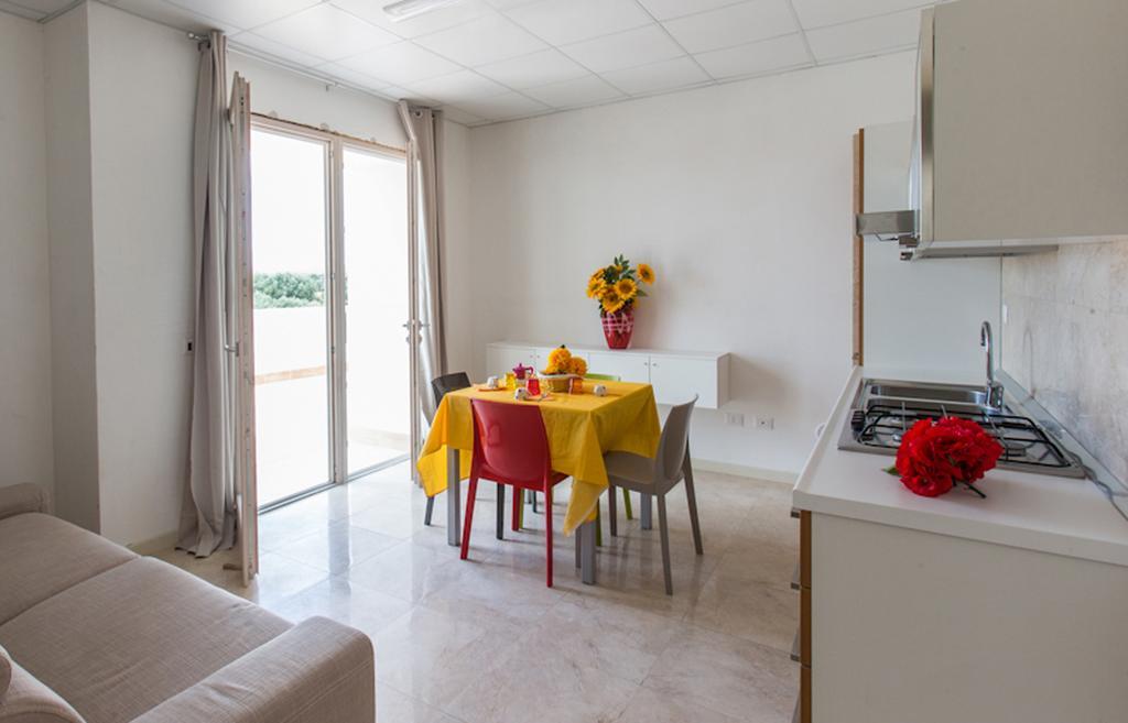 Boomerang Residence A Torre Colimena Ngoại thất bức ảnh